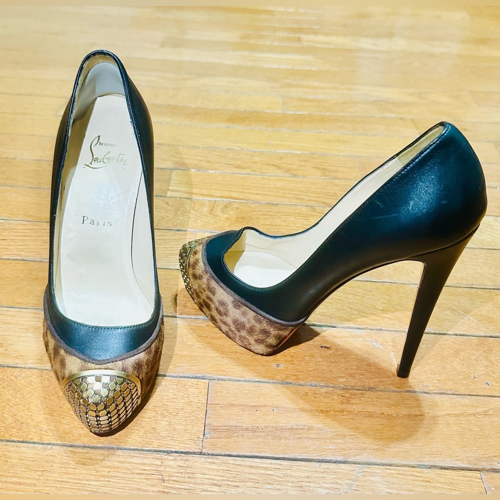 Christian Louboutin Black Leather Pony Hair GoldToe Maggie Pumps size 37 US6 1/2